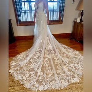 Martina Liana Wedding Dress